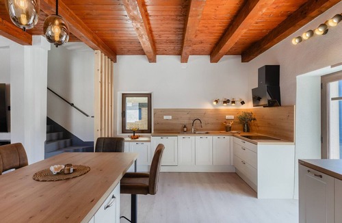 Rezanci Villa | Sarini dvori by Villas Guide