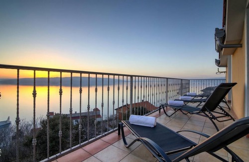 Vratarusa Apartment | Sea View Panorama Penthouse, Senj, Croatia