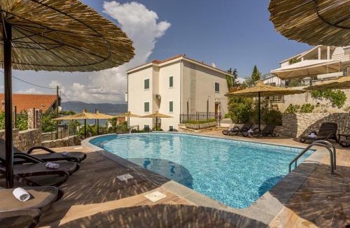 Slatine Apartment | SeaEsta apartment Pool and Beach