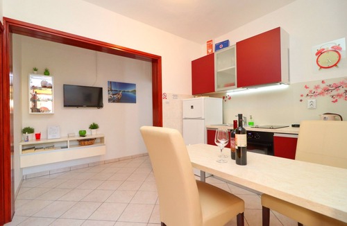 Skrivena Luka Apartment | Seafront Apartments Anthony - One Bedroom Apartment with Balcony and Sea View