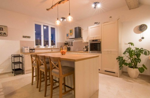 Klimno Villa | Seafront Villa Marin with a heated pool