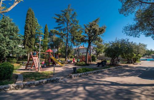 Malinska Apartment | Seaside Apartments Pinezic