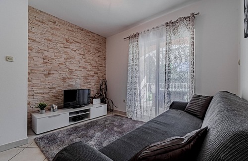 Vela Luka House | Seaside family friendly house with a swimming pool Vela Luka, Korčula (K-12289)