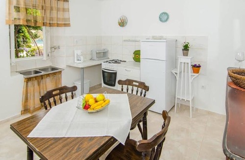 Trstenik House | Seaside holiday house Trstenik, Pelješac (K-16309)