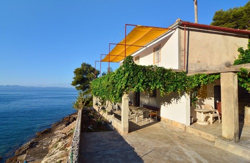 Gdinj House | Secluded fisherman's cottage Cove Lučica, Hvar (K-4034)