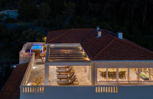 Slatine Apartment | Secret Escape Penthouse