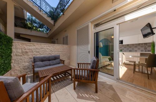 Bol Bed & Breakfast | Serviced Family Suite by the sea, Mezaninе lеvеl