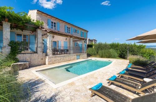 Buzet Villa | Sienna