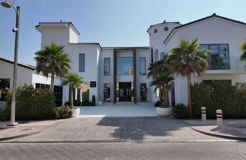 Palm Jumeirah Villa | Signature Palm Villa Frond D 6BDR Private Pool