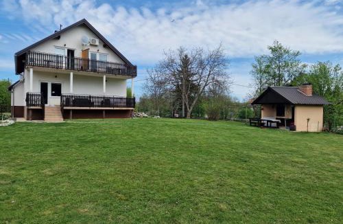 Catrnja House | SOBE I APARTMAN VUK