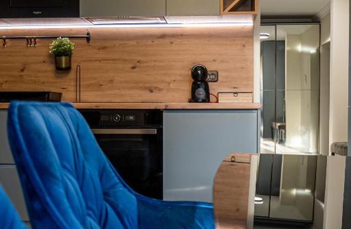 Tractorul Apartment | Soul Flame Apartment by Doctor Das