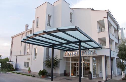 Porat Hotel | Spa & Wellness Hotel Pinia