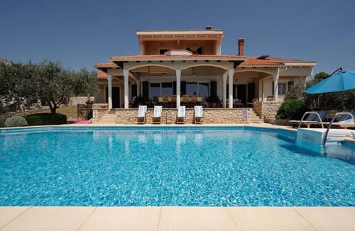 Kozino Villa | Spacious and luxury Villa Clara with extra-large pool