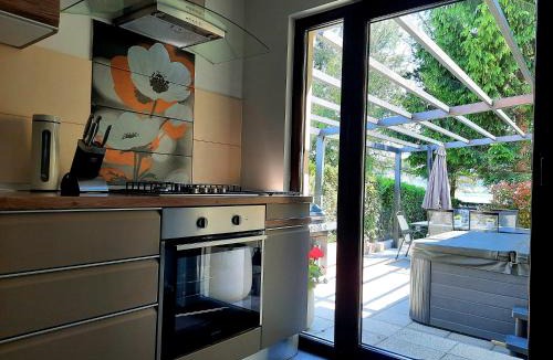 Ogulin House | Spacious Apartment "Ana" on lake Sabljaci