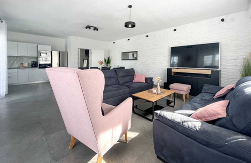 Murvica Villa | Spacious Villa Ela with heated pool