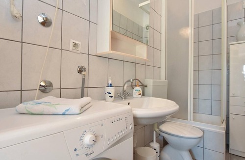 Zarace House | Spend a relaxing vacation in the small, picturesque village of Zara.
