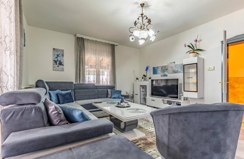 Galizana Apartment | Spend your well-deserved and beautiful vacation with family and friends in this vacation apartment w