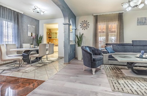 Galizana Apartment | Spend your well-deserved and beautiful vacation with family and friends in this vacation apartment w