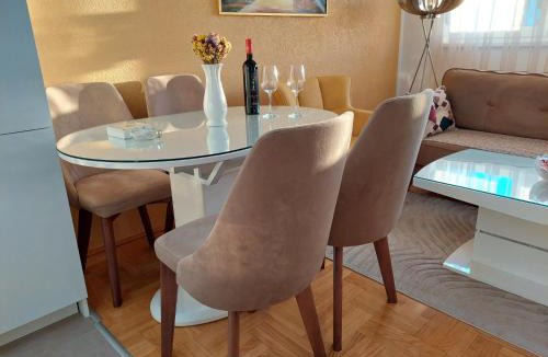 Bijeljina Apartment | Stan na dan Banovic