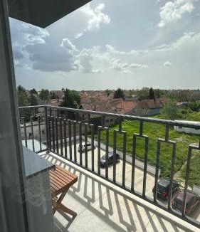 Inija Bed & Breakfast | Stan na dan Indjija