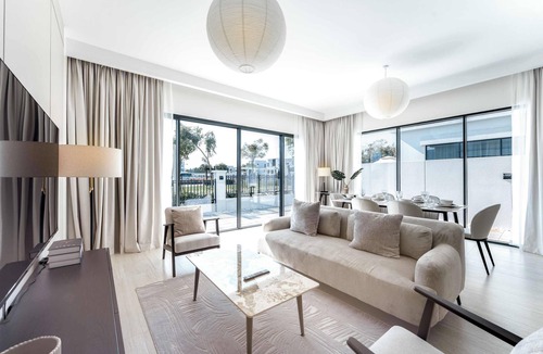 Dubai Villa | StayShort - 6BR Villa in Damac Lagoons that Sleeps 11