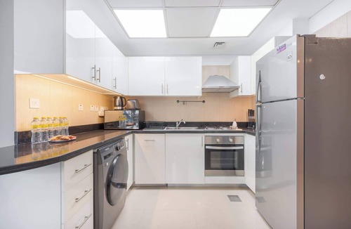 DIFC Apartment | StayShort - Elegant Furnished 3BR in Park Towers, DIFC