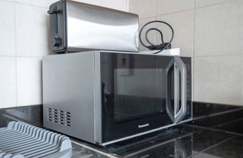 Discovery Gardens Apartment | StayShort - Modern & Inviting Studio in Discovery Gardens