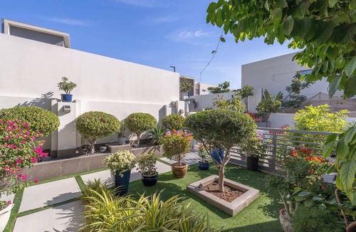 Dubai Villa | StayShort - Nice Villa in Gardenia, Jebel Ali for Family of 5!