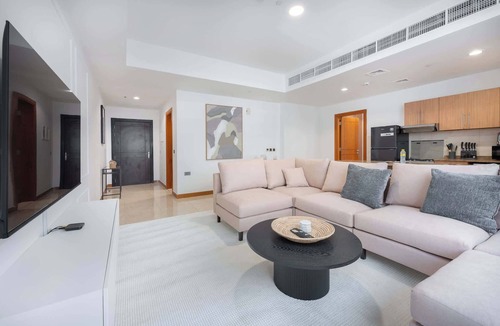Al Barsha 1 Apartment | StayShort - Prime Al Barsha 1BR - Near Mall of the Emirates and sleeps 2