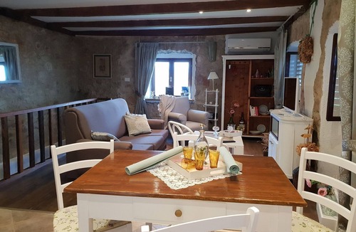 Opatija House | Stone House in Dobrec with Sea Views