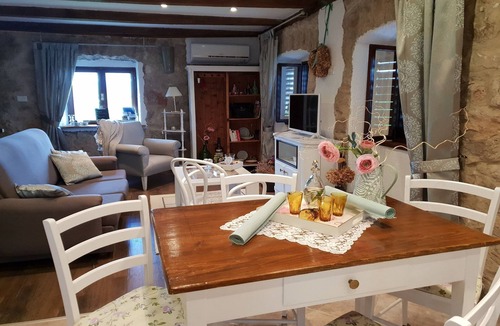 Opatija House | Stone House in Dobrec with Sea Views