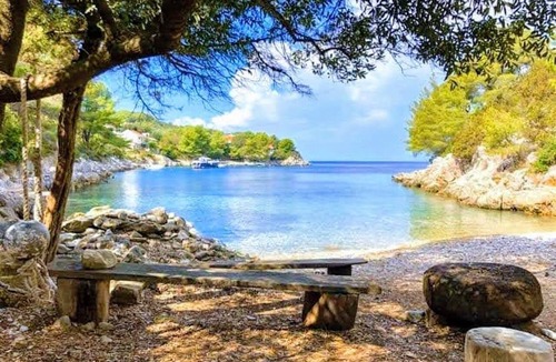 Vela Luka Resort | Stone House Villa Poplat – Private 7BR Estate with Sea-Water Pool, 50m to Sea