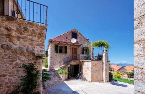 Pitve Villa | Stone Villa Marjan