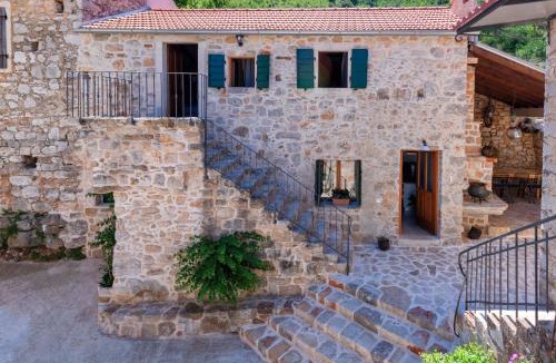 Pitve Villa | Stone Villa Marjan