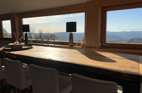 Kambresko House | Stone villa with great views.