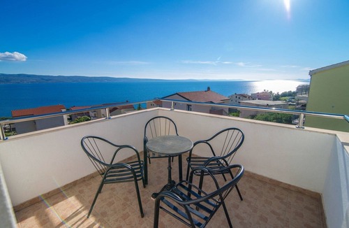 Dugi Rat Apartment | Studio Apartment Chiorich A4 - Dugi Rat