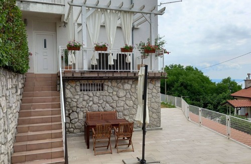 Rijeka Apartment | Studio apartment for a city break by Villas Guide