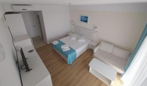 Neptun Apartment | Studio Deluxe at Blaxy RESORT Olimp - vedere superba la Mare si Rasarit
