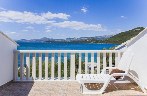 Putnikovic Apartment | Studio flat near beach Žuronja, Pelješac (AS-14095-a)