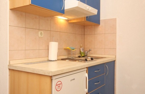 Banj Apartment | Studio flat near beach Banj, Pašman (AS-8206-b)