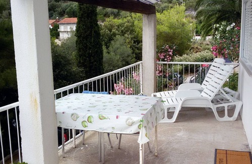 Ubli Apartment | Studio flat near beach Ubli, Lastovo (AS-8354-a)