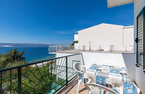 Lokva Rogoznica Apartment | Studio flat with balcony and sea view Lokva Rogoznica, Omiš (AS-18638-a)