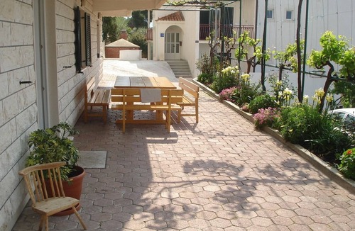 Duce Apartment | Studio flat with balcony and sea view Duće, Omiš (AS-7532-c)