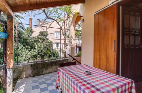 Cove Murtar Apartment | Studio flat with terrace Mali Lošinj, Lošinj (AS-15050-a)
