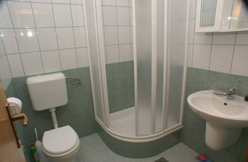 Bratus Apartment | Studio flat with terrace and sea view Bratuš, Makarska (AS-2627-a)