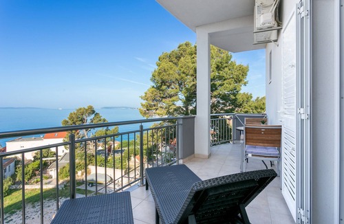 Podstrana Apartment | Studio flat with terrace and sea view Podstrana, Split (AS-6072-a)