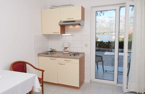 Vinjerac Apartment | Studio flat with terrace and sea view Vinjerac, Zadar (AS-3248-b)