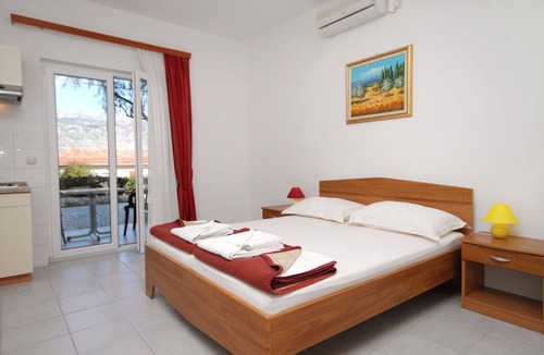 Vinjerac Apartment | Studio flat with terrace and sea view Vinjerac, Zadar (AS-3248-b)