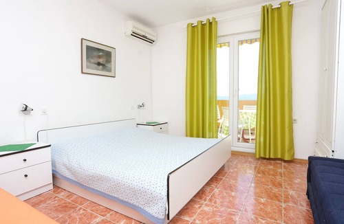 Marusici Apartment | Studio flat with terrace and sea view Marušići, Omiš (AS-1024-c)