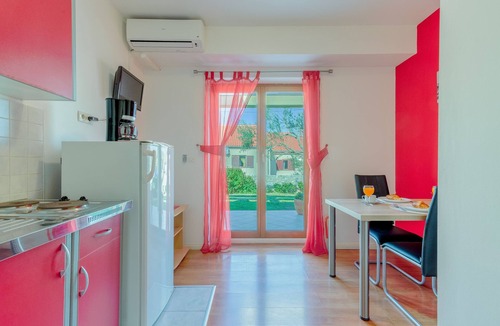 Nin Apartment | Studio flat with terrace and sea view Nin, Zadar (AS-5666-b)
